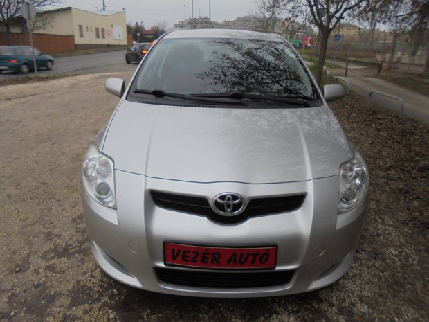 Toyota Auris 1.6 Luna T RADAR Multi Korm�ny 4 E...