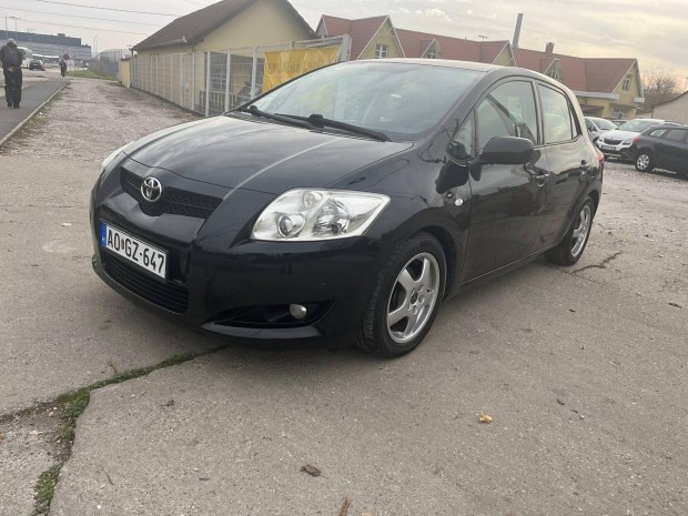 Toyota Auris 1.6 Sol