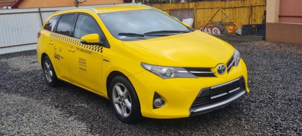 Toyota Auris 1.8 HSD Active Trend+ TSS (Automat...