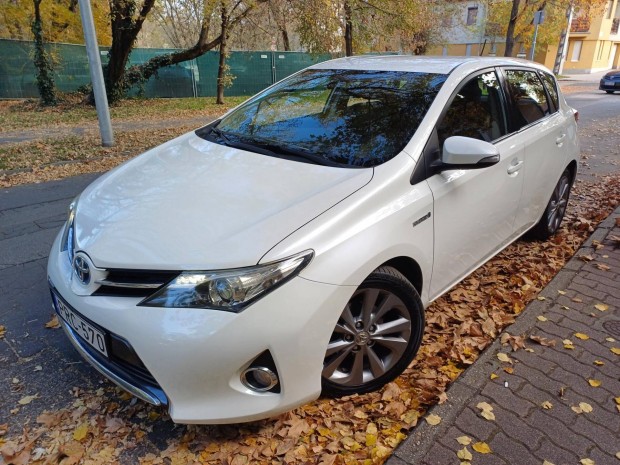 Toyota Auris 1.8 HSD Active (Automata)