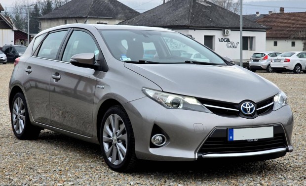 Toyota Auris 1.8 HSD Active (Automata) 97E KM!!...