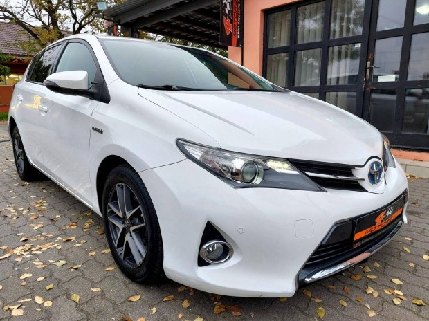 Toyota Auris 1.8 HSD Active (Automata) Gyri F...