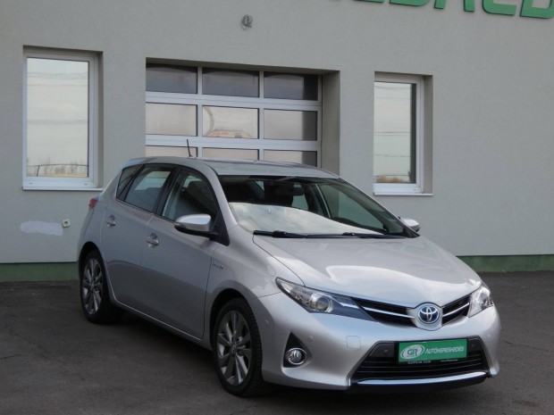 Toyota Auris 1.8 HSD Active (Automata) hybrid-E...