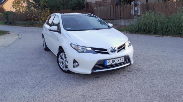 Toyota Auris 1.8 HSD Lounge (Automata) Max Fels...