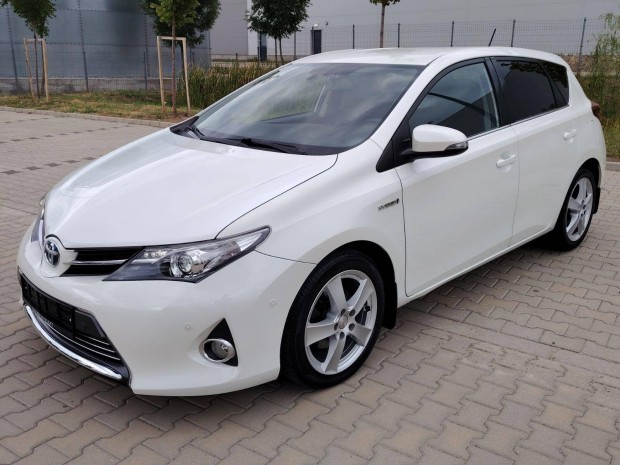 Toyota Auris 1.8 HSD Sol Navi (Automata) Srl...