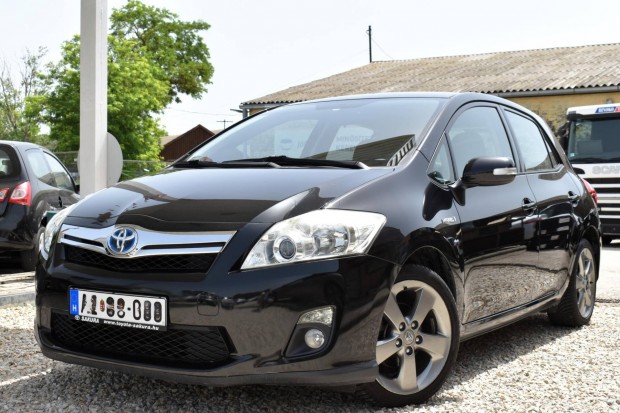 Toyota Auris 1.8 HSD Sol (Automata) R17 ALU - T...