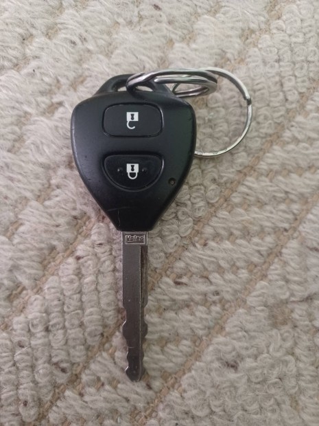 Toyota Auris 1 bal els� ajt�z�rbet�t+gy�jt�skapcs+kulcs 