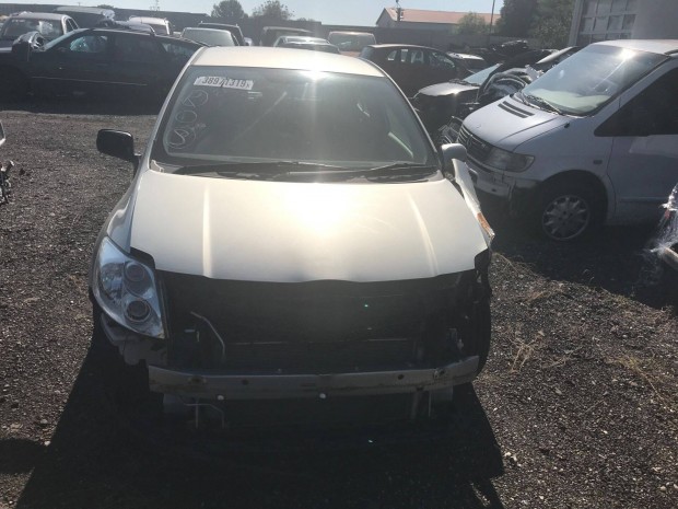 Toyota Auris 2007 bontott d4d minden alkatr�sze elad�