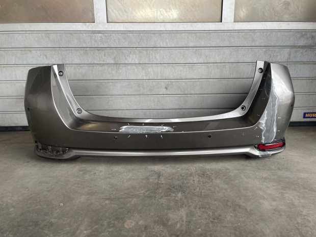 Toyota Auris 2.gen facelift kombi hátsó lökhárító lökő 2015-2019 5215