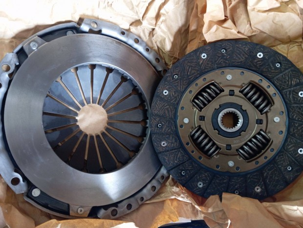 Toyota Auris HRC kuplung szett
