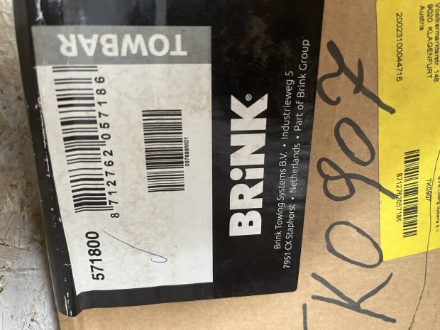 Toyota Auris Hatchback E18 új Brink levehető fejes vonóhorog eladó