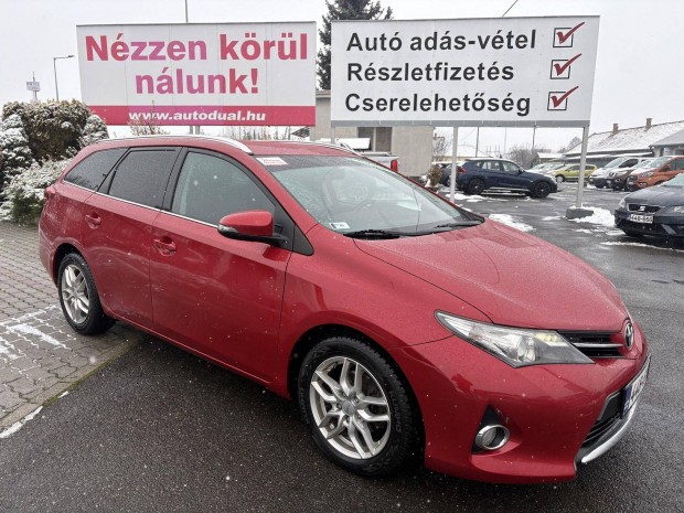 Toyota Auris Kombi 1.4 D-4D Active