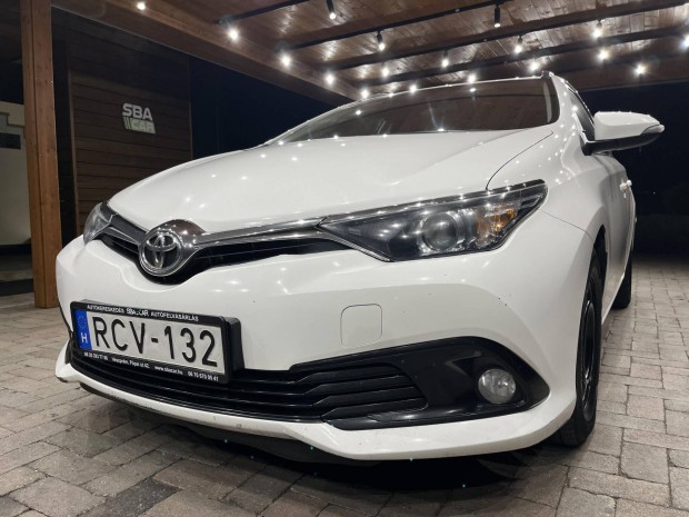 Toyota Auris Touring Sports 1.4 D-4D Active RCV...