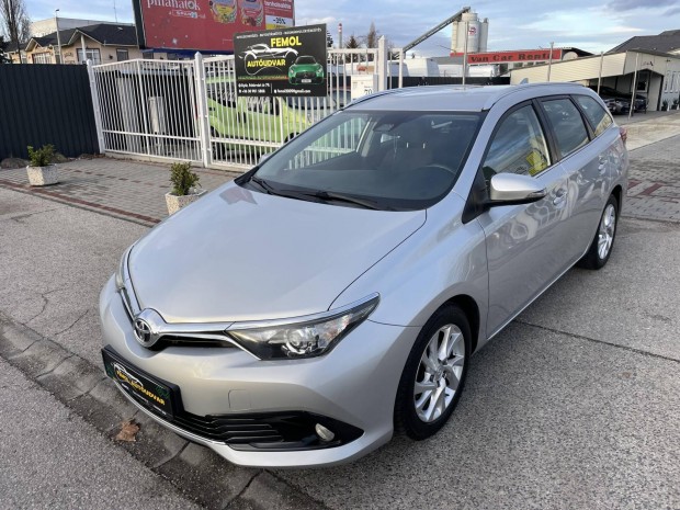 Toyota Auris Touring Sports 1.4 D-4D Active S-m...