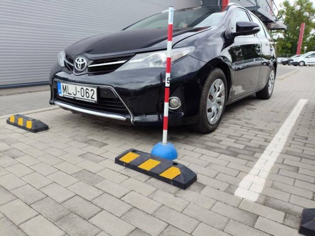 Toyota Auris Touring Sports 1.4 D-4D Active bal...