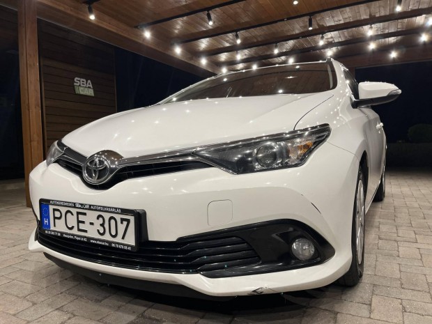 Toyota Auris Touring Sports 1.4 D-4D Live fs...