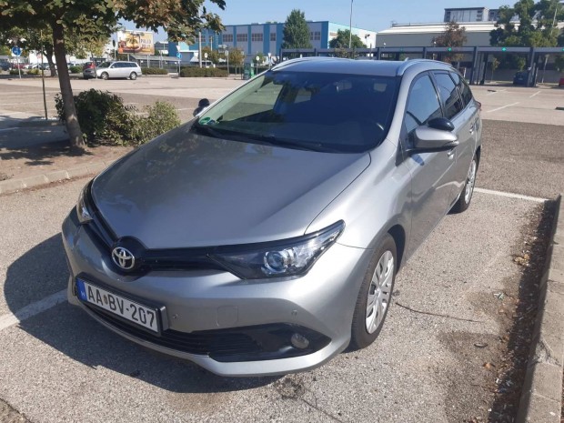 Toyota Auris Touring Sports 1.6 D-4D Active