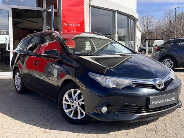 Toyota Auris Touring Sports 1.6 D-4D Active Com...