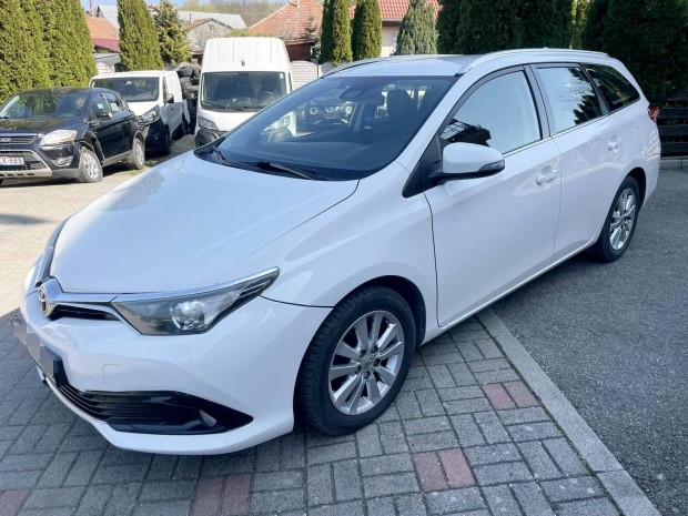 Toyota Auris Touring Sports 1.6 D-4D Active MY1...