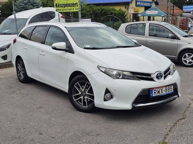 Toyota Auris Touring Sports 1.8 HSD Active MY17...