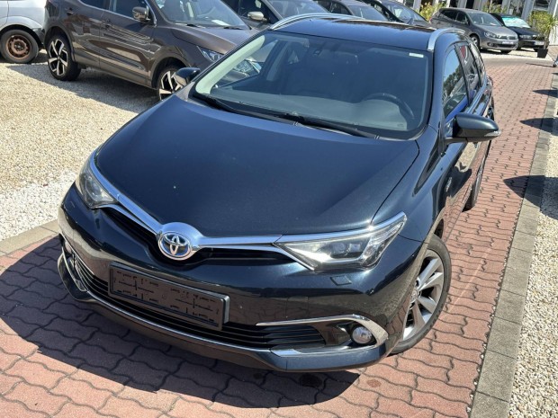 Toyota Auris Touring Sports 1.8 HSD Executive (...