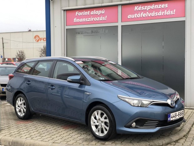 Toyota Auris Touring Sports Active MY17