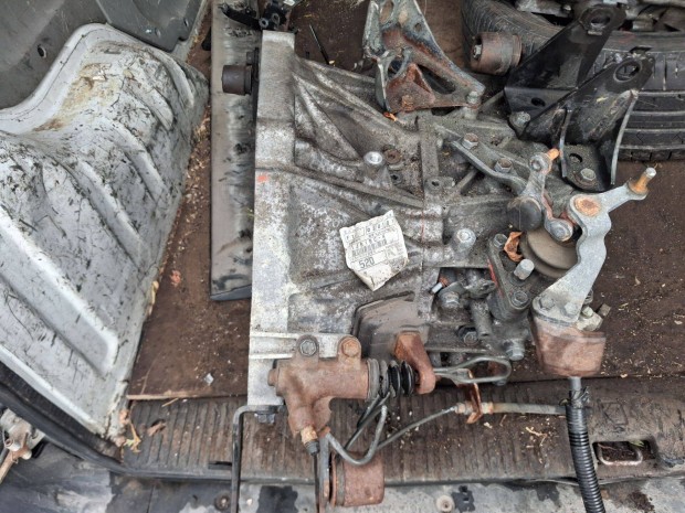 Toyota Auris, Avensis, Verso 1.6 diesel vlt 1WW motorkd 111 LE