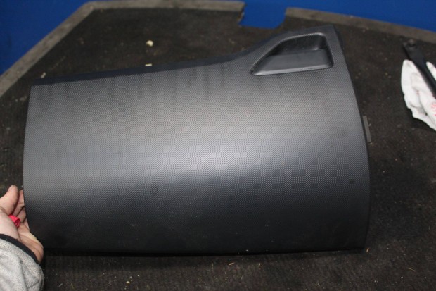 Toyota Auris (E150) 2008 kesztyűtartó 55437-02020