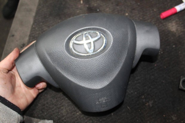 Toyota Auris (E150) 2008 kormánylégzsák 45130-02280-B0