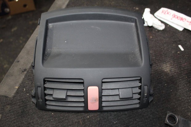 Toyota Auris (E150) 2008 középső légbefúvó vészvillogóval 55670-02100