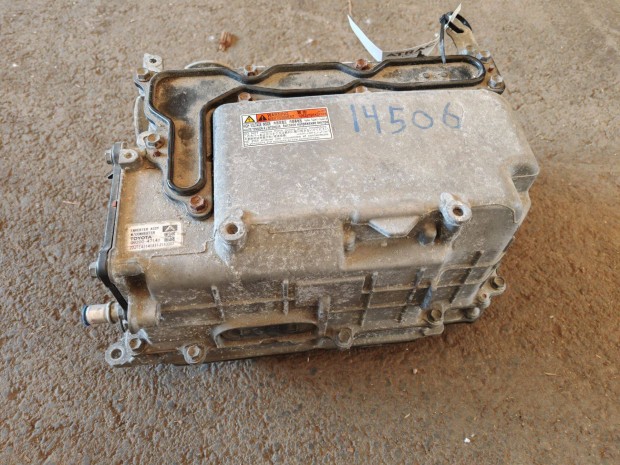 Toyota Auris (Zwe150) 1.8 Hybrid 136 LE inverter G9200-49015 haszn�lt