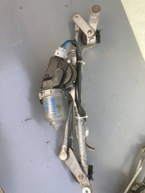Toyota Auris ablaktörlő szerkezet motor