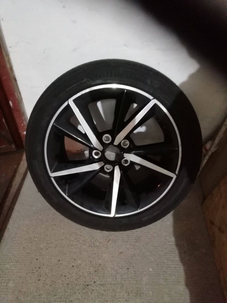 Toyota Auris alufelni Continental gumival 4 db elad