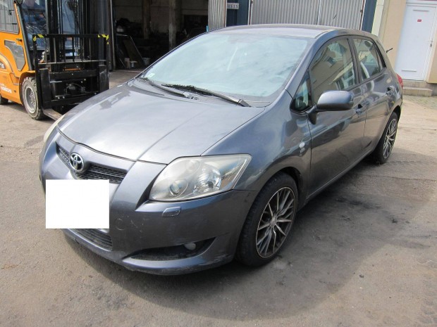 Toyota Auris bontott használt alkatrészek eladók