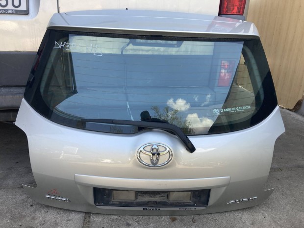 Toyota Auris csomagtér ajtó