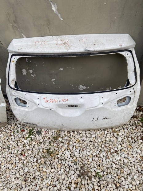 Toyota Auris csomagtrajt