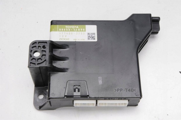 Toyota Auris klma vezrl modul 88650-12A90