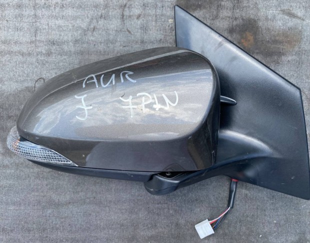 Toyota Auris motorosan behajlós tükör