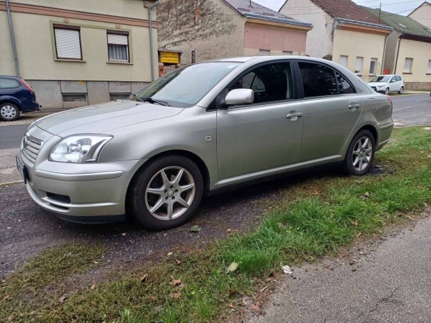 Toyota Avensis 1.6B