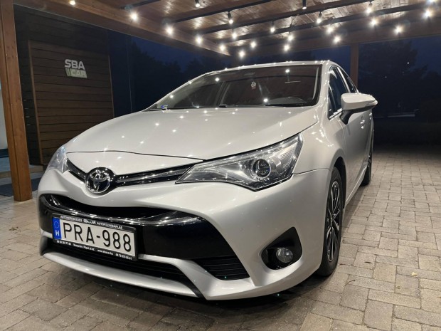 Toyota Avensis 1.6 D-4D Live Plus �f�s �r!