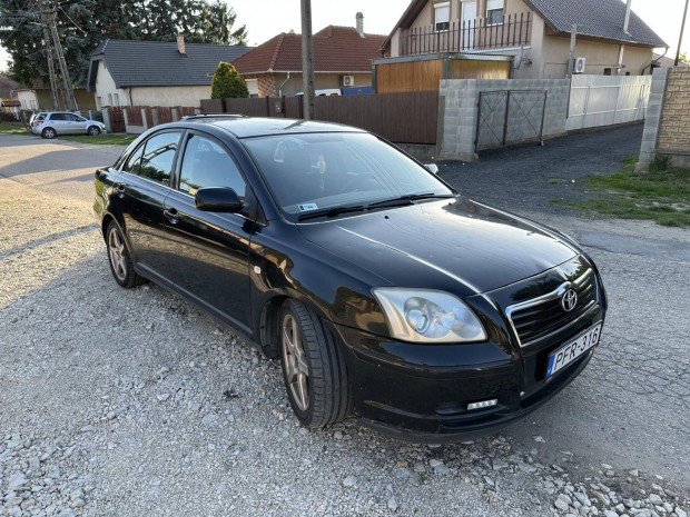 Toyota Avensis 1.6 Hideg Klíma! Magyarországi!...