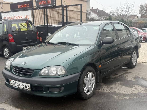 Toyota Avensis 1.6 Linea Luna Full extra