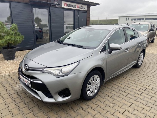 Toyota Avensis 1.6 Sol Navi.l.ft.Tempom.75900...