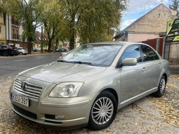 Toyota Avensis 1.8 Linea Terra