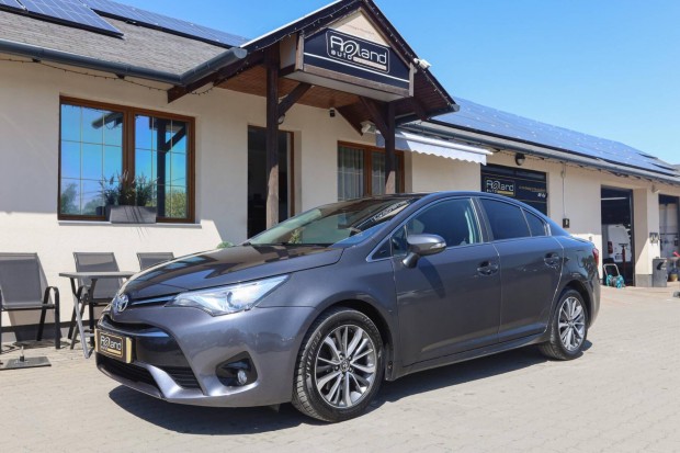 Toyota Avensis 2.0 D-4D Active Mo-i - Valós 191...
