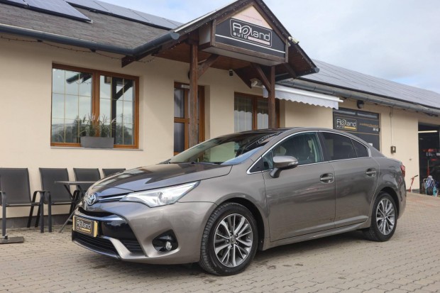 Toyota Avensis 2.0 D-4D Active Trend+ Mo-i - M...