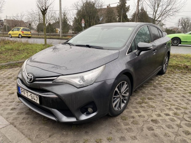 Toyota Avensis 2.0 D-4D Executive