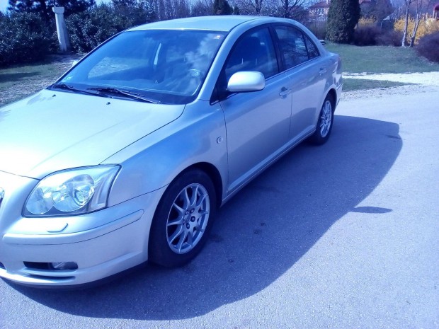 Toyota Avensis 2.0 D-4.D 116 LE