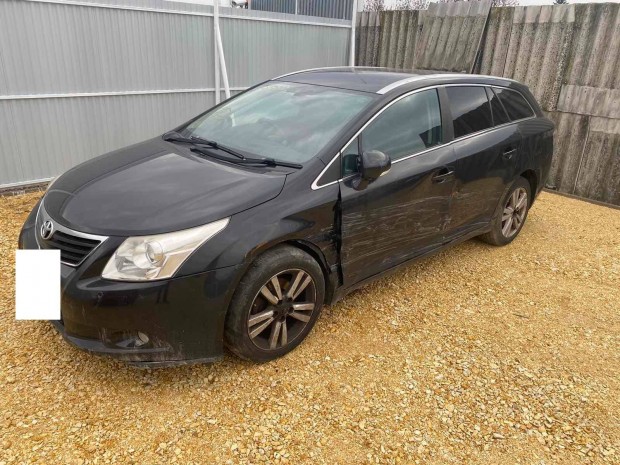 Toyota Avensis 2.0 d4d 2010 bontott minden alkatr�sze elad�