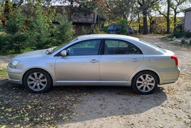 Toyota Avensis 2.2 D4D